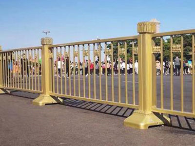 黄金护栏图片2