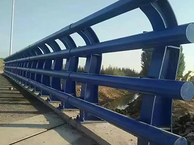 桥梁防撞护栏图片4